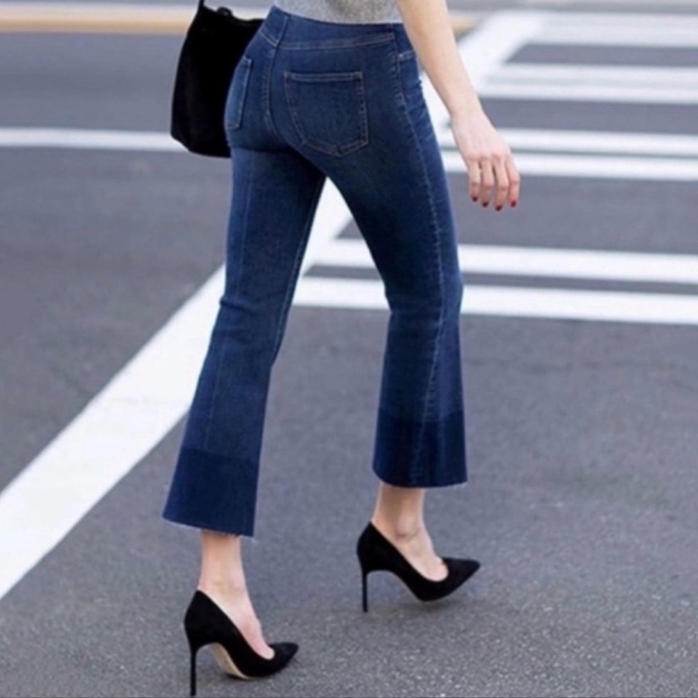 Spanx Cropped Ombre Flare Denim Raw Hem High Rise Stretch Slimming Jeans size L